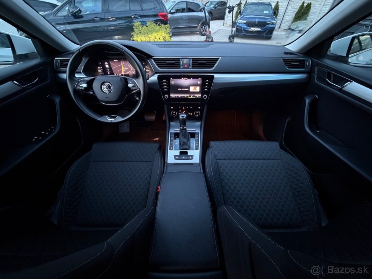 Škoda Superb Combi 2.0TDi DSG Style - 8