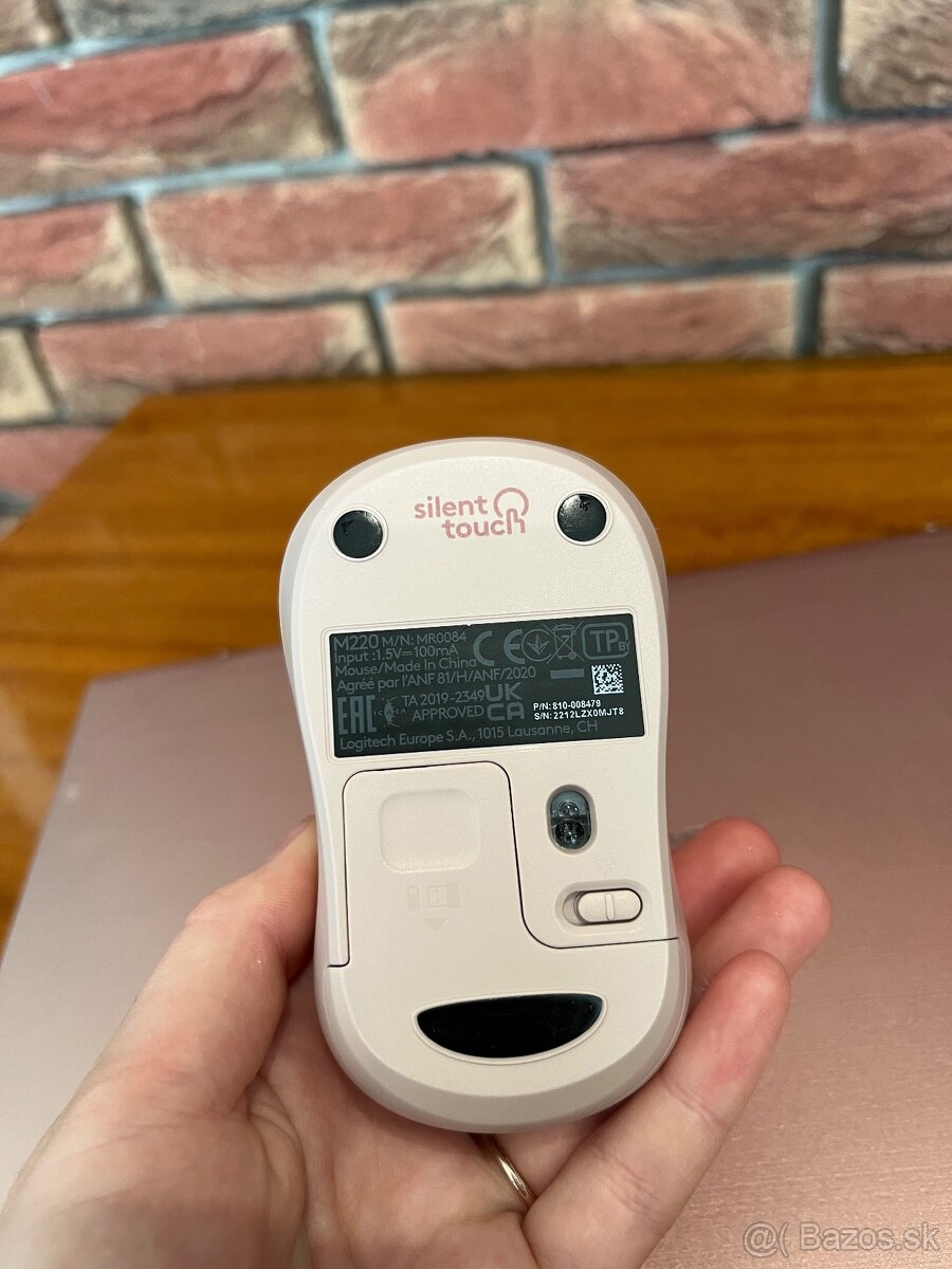 Notebook Acer Swift 1 Sakura pink celokovový - 8