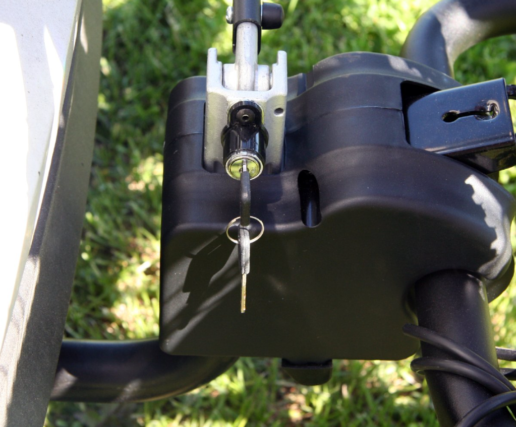 Nosič bicyklov na ťažné zariadenie pre 4 bicykle - 8