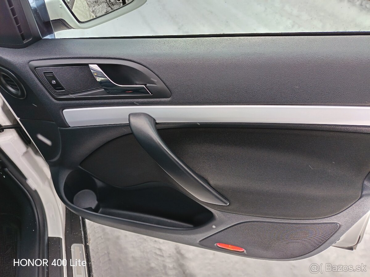 Škoda Octavia 2 scout rv2011 - 8