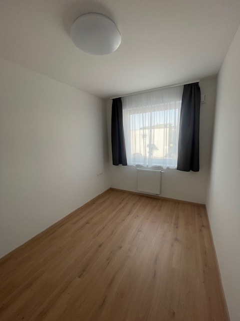 Na prenájom 2.i byt v Stupave na ul. Jána Ondruša.Bez províz - 8