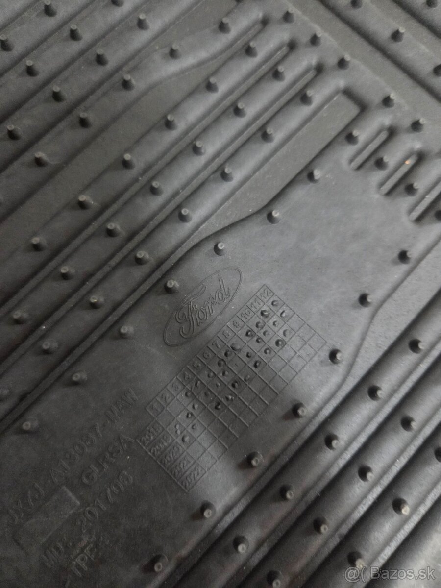 Gumené rohoze Ford focus mk4 - 8