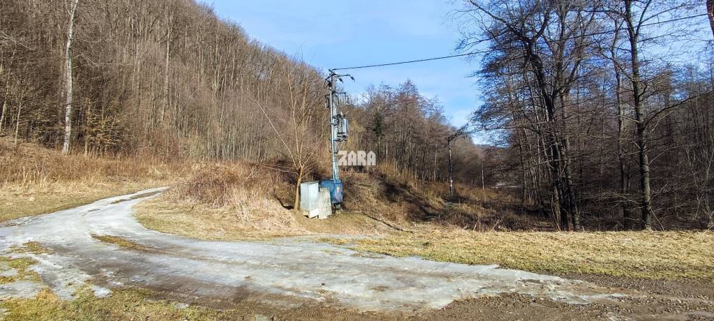 ŠUGOV-ŠUGOVSKÁ DOLINA, INVESTIČNÝ veľkorysý pozemok 3716 m2. - 8