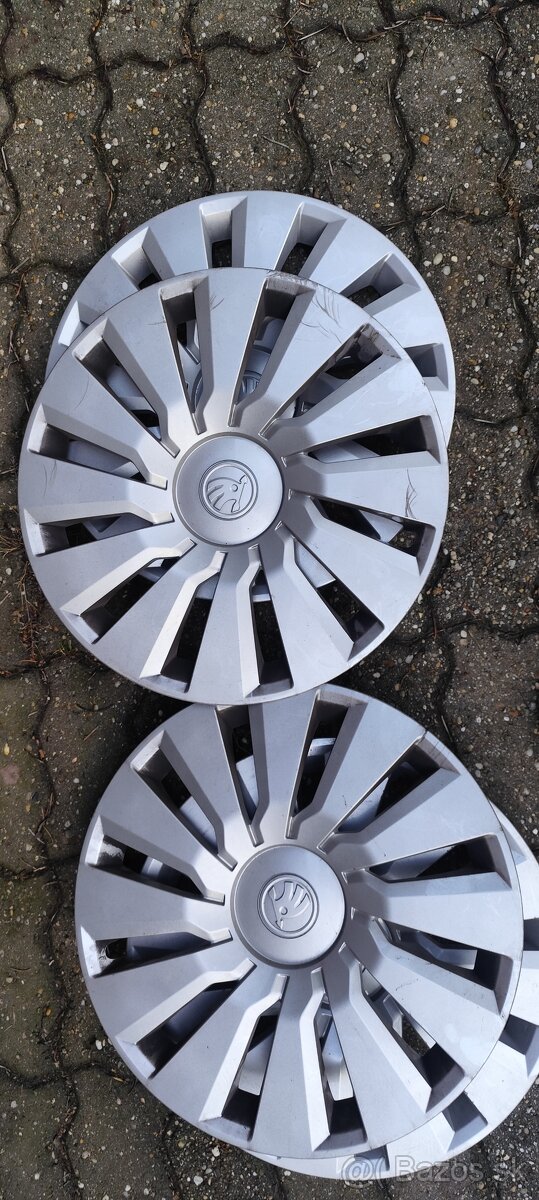 Predám plechové disky s pneu 16 - 8