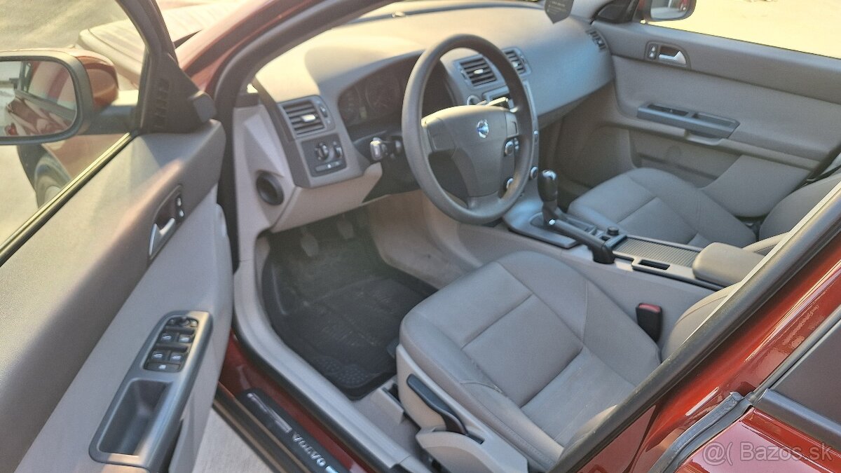 Volvo V 50 - 8
