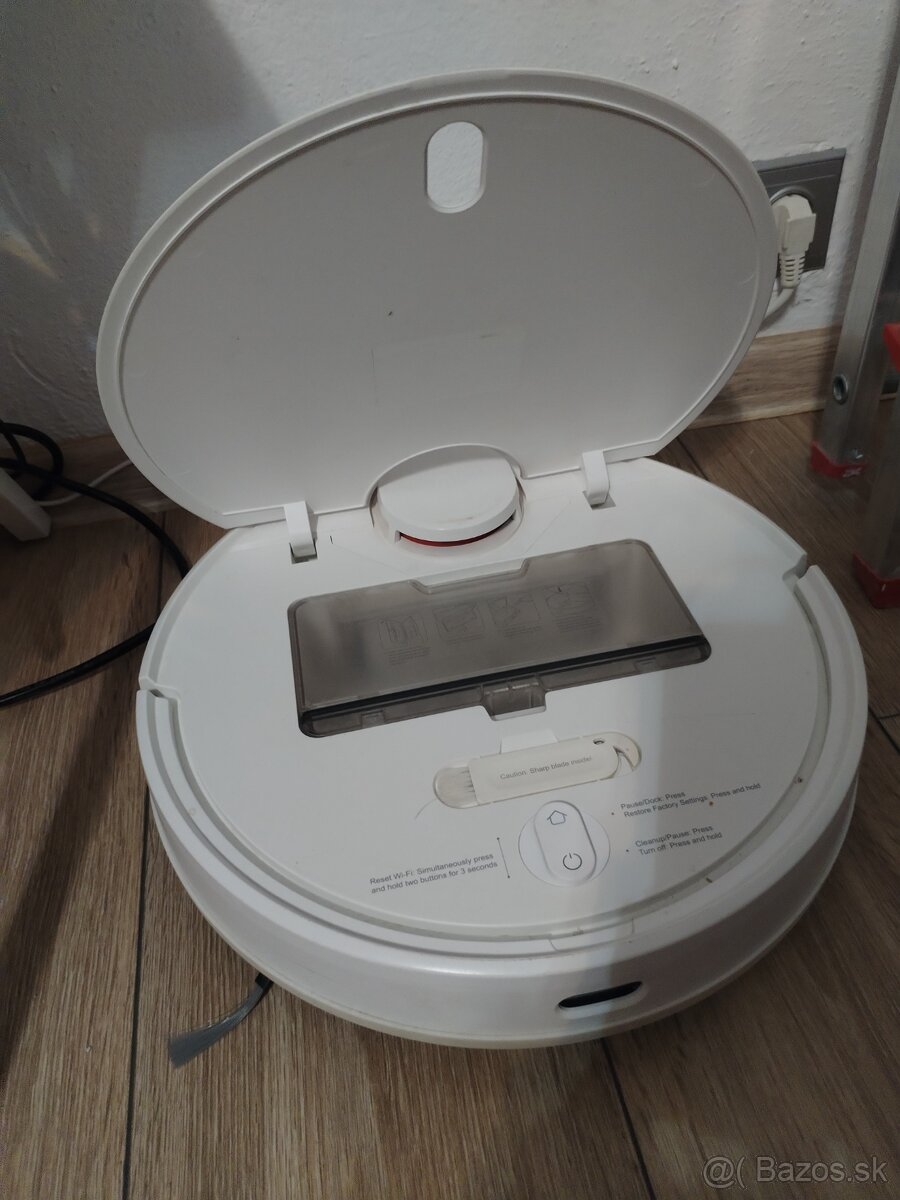 Roboticky vysavac Xiaomi Vacuum Mop Pro - 8