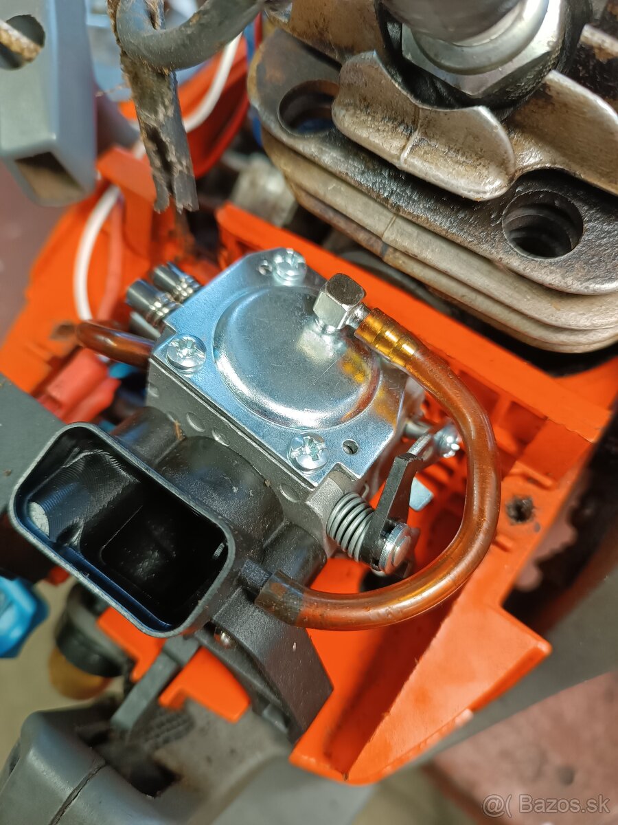 Motorová píla Oleo mac - 8