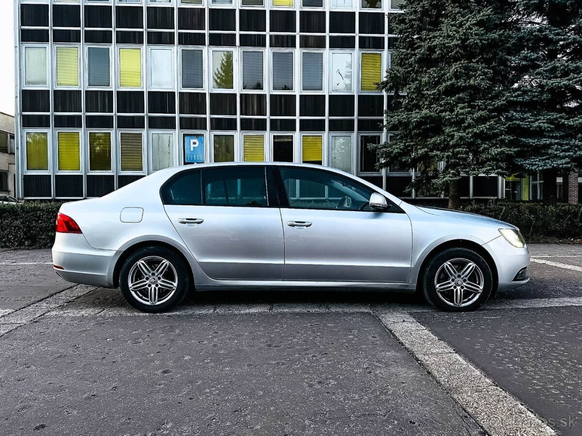 Škoda Superb 1.6 TDI CR DPF Ambition - 8