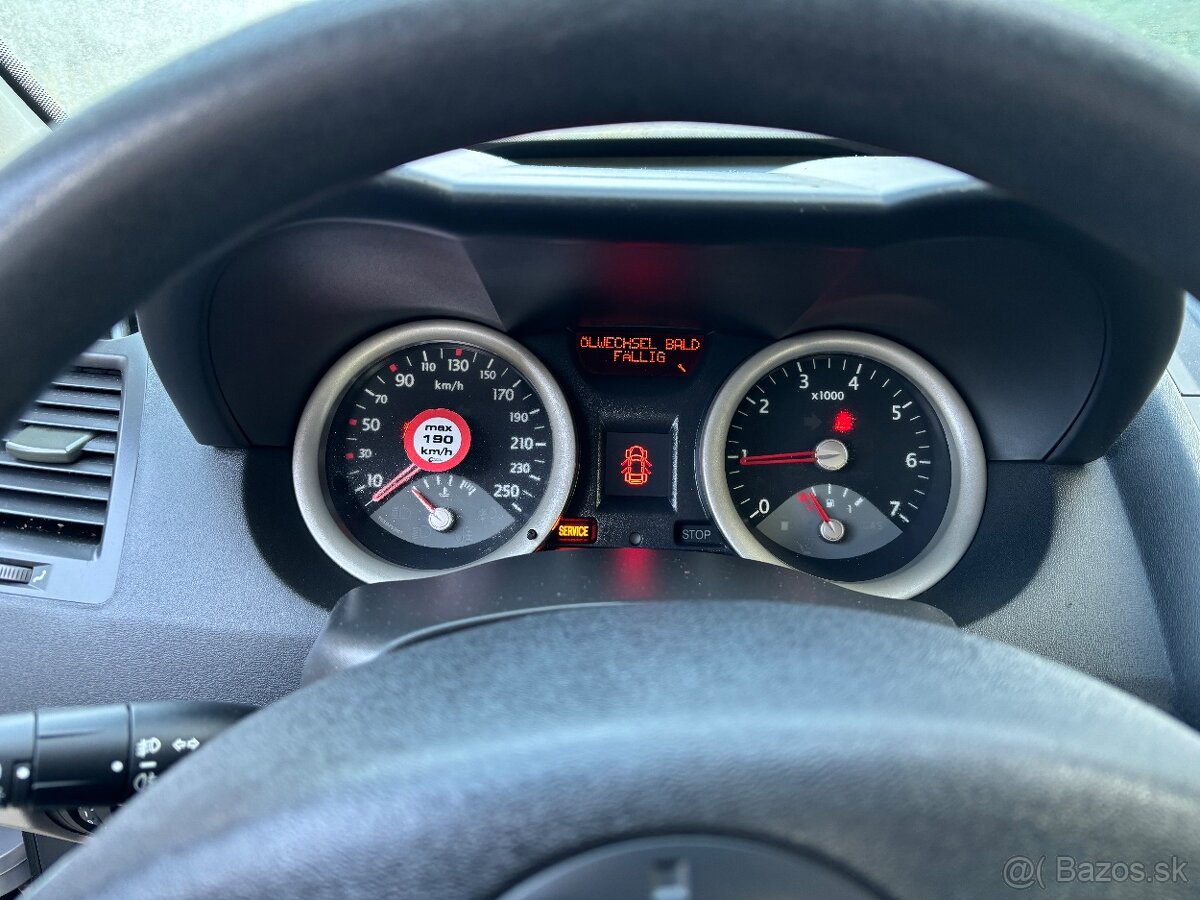 Renault Megane II - 8