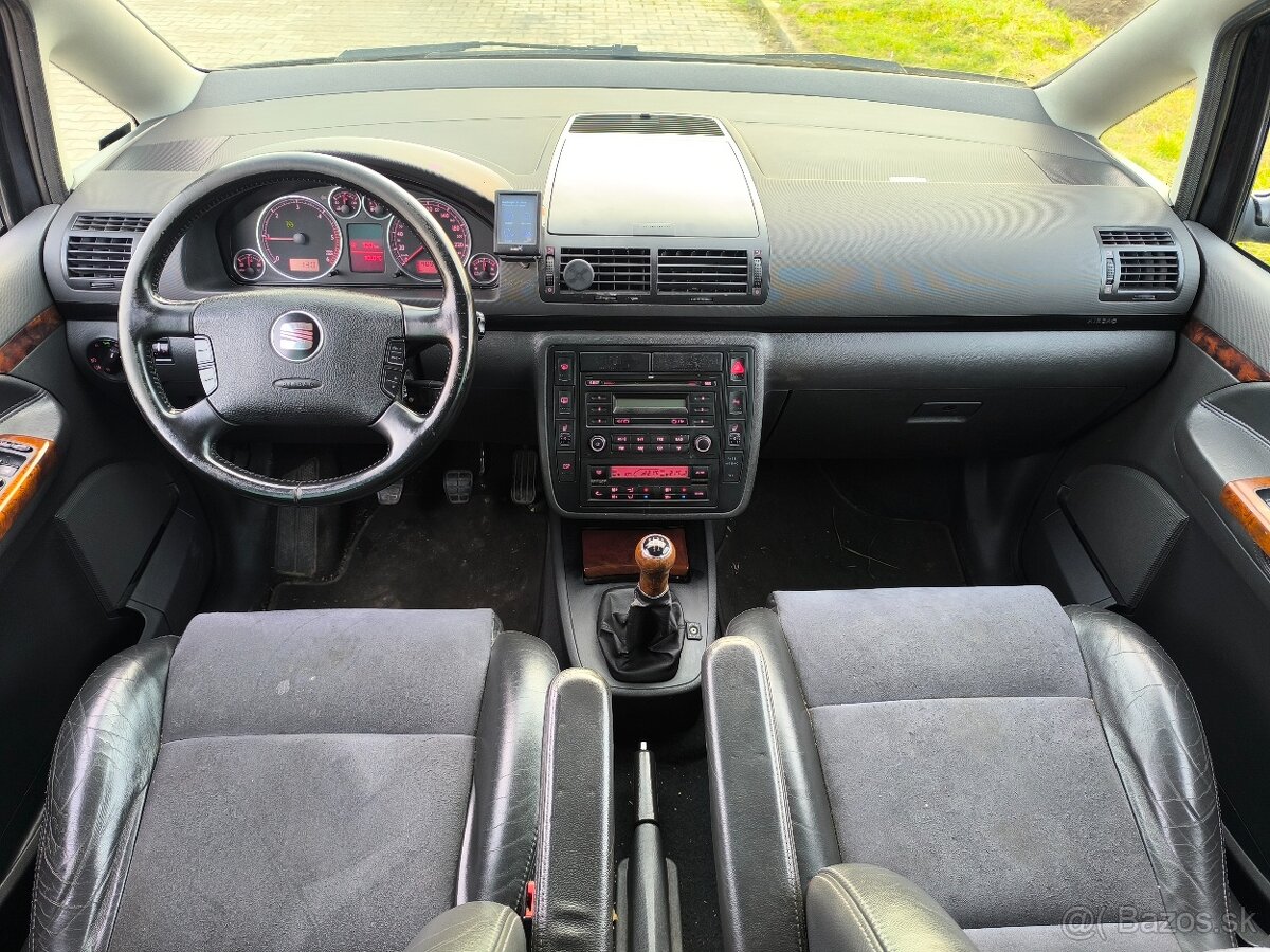 Seat Alhambra 2.0 TDi Reference _ 7 miest - 8