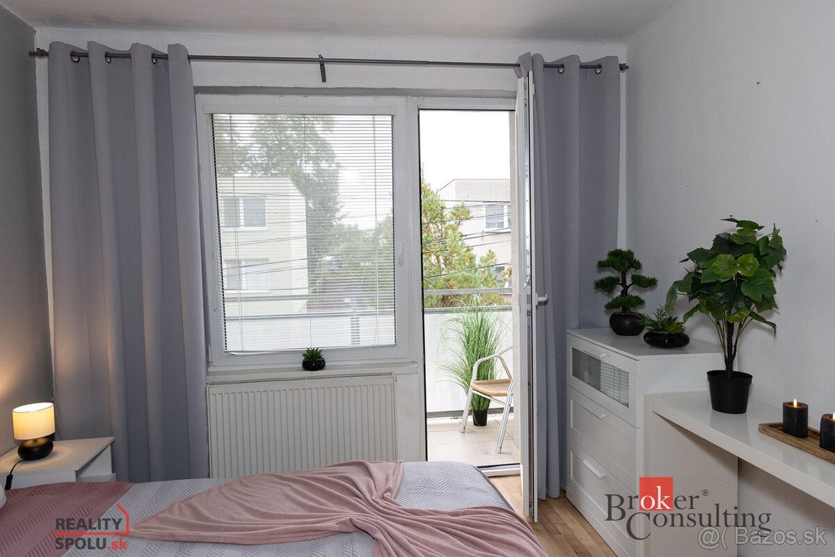 Predaj veľkého 2izb bytu s predzáhradkou - Galanta - 8