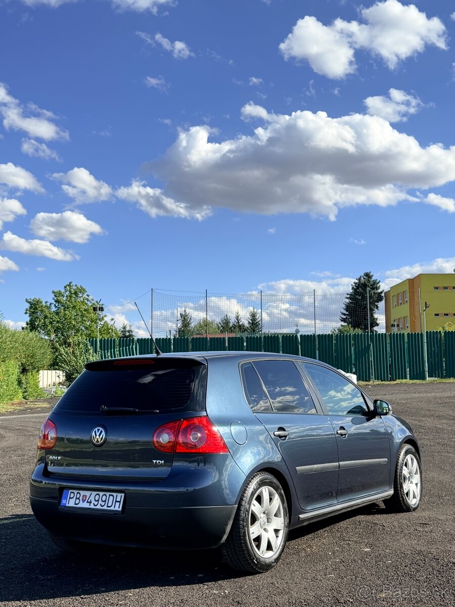 VW Golf 5 1.9 TDi DSG - 8