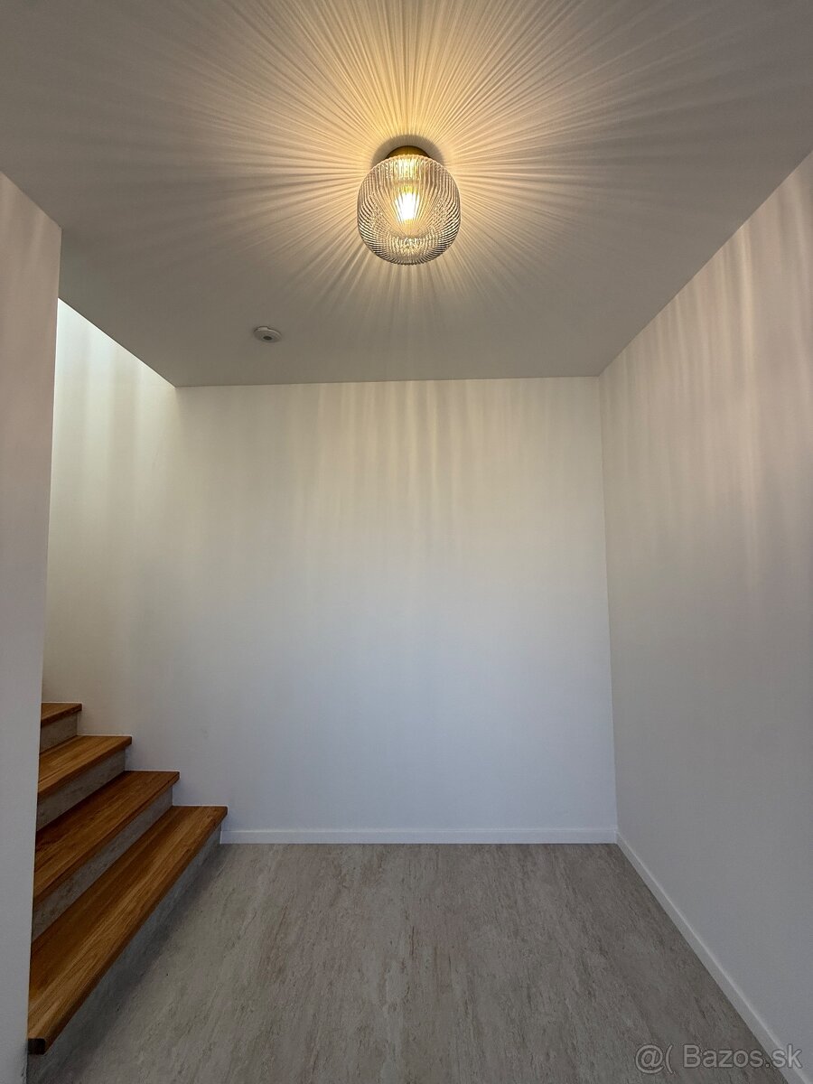 Ponúkam na prenájom 3 izbový byť 85m² TOPOĽČIANKY - 8