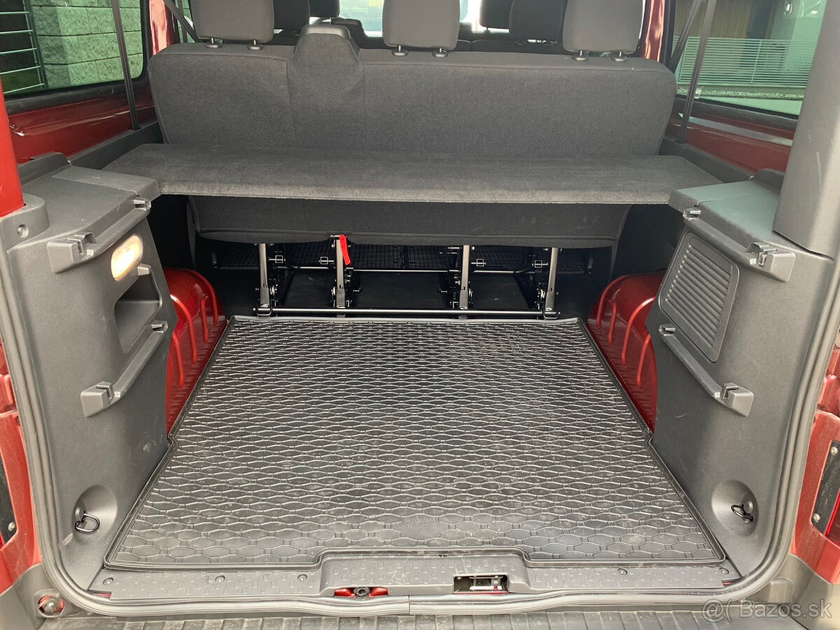 prenajom 9 miestne pozicovna mikrobus 8+1 - 8