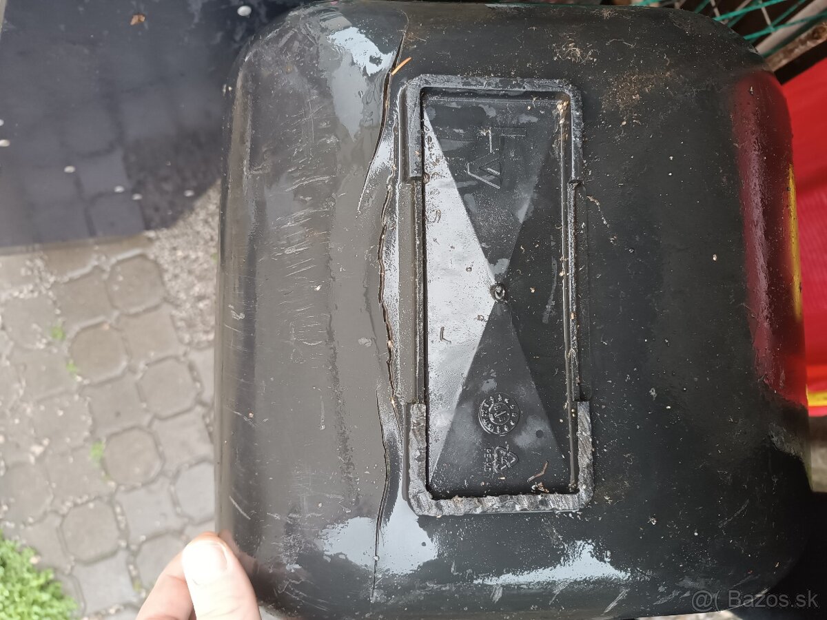 Predám kŕmny automat - 8