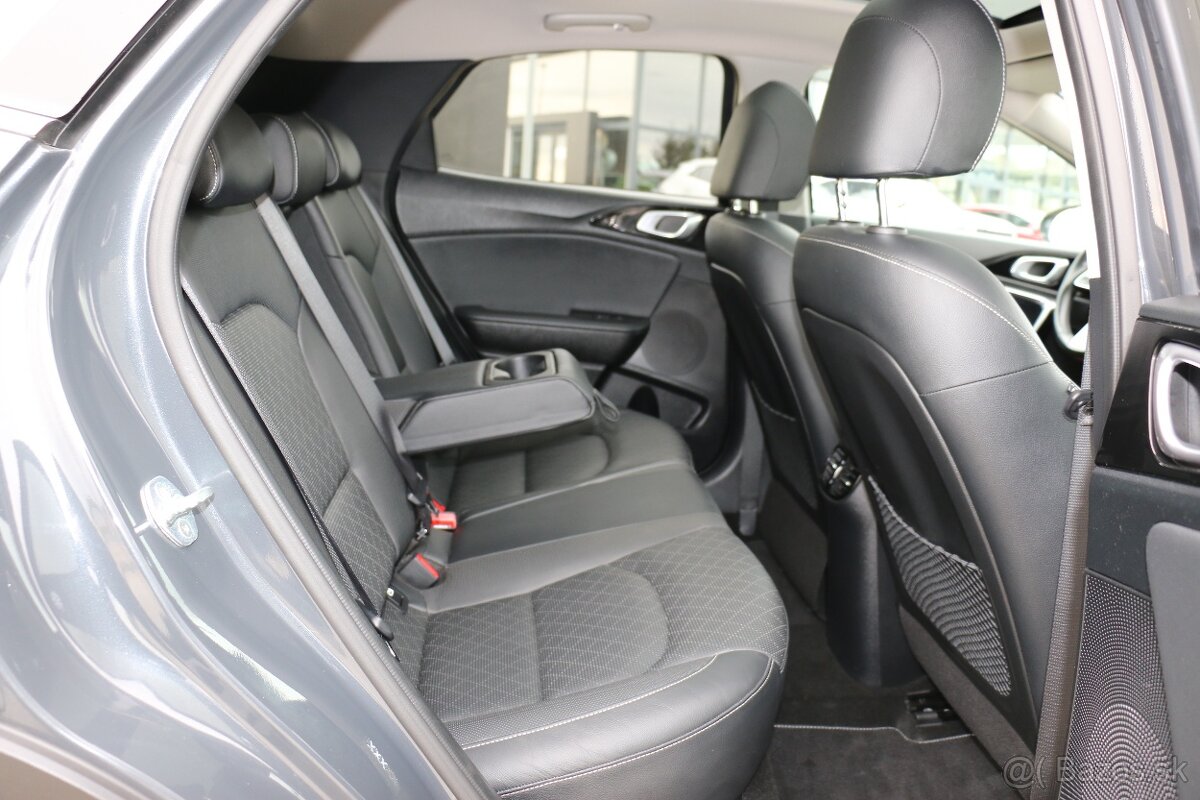 Kia XCeed 1.6 T-GDi GT-Line A/T - 8