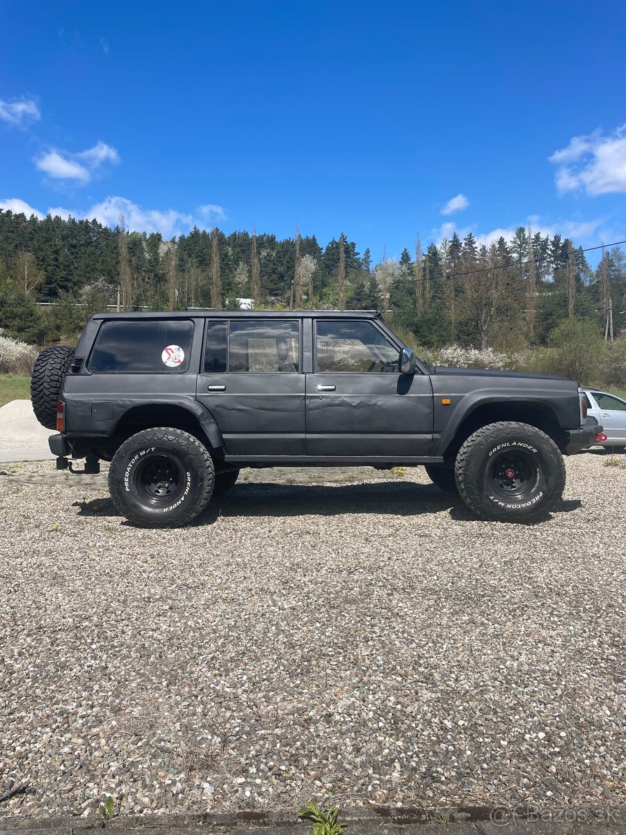 Nissan Patrol Y60 - 8