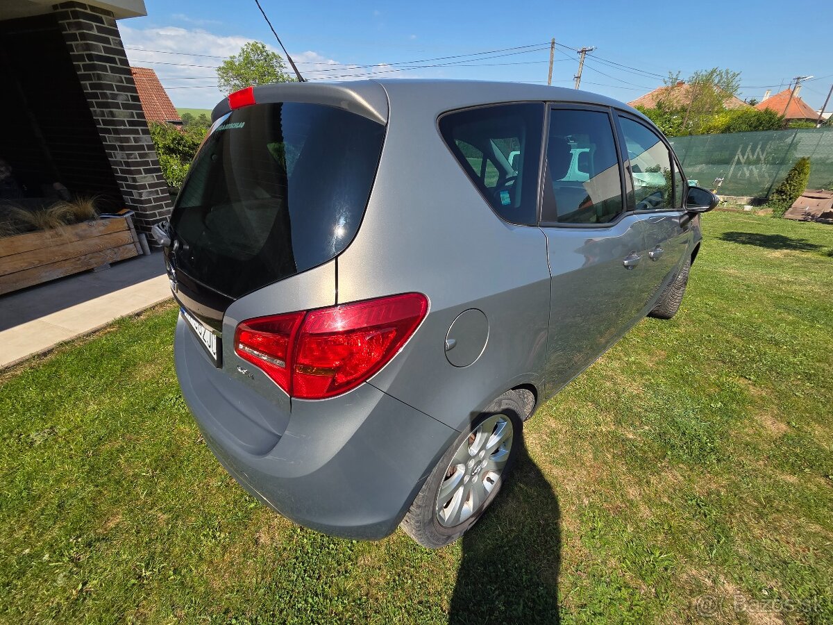 Opel Meriva B - 8
