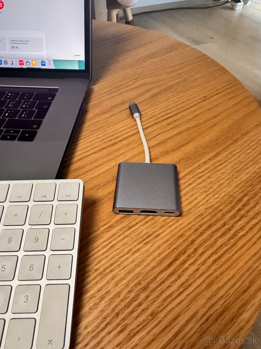 MacBook Pro 15" 2018 CTO - 8