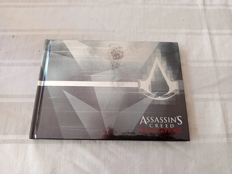 Assassins Creed Revelations Collectors Edition - 8