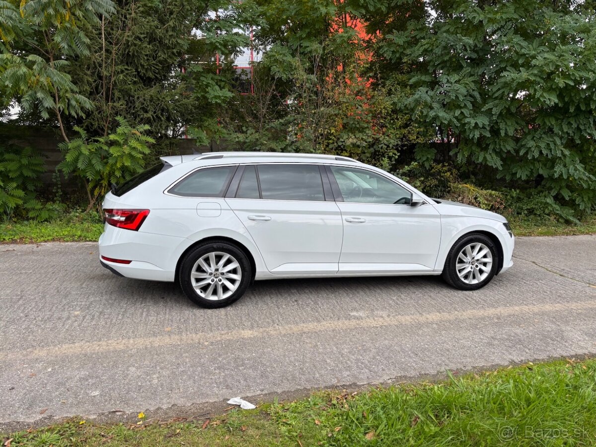 Škoda Superb Combi 2.0 TDI SCR Joy Plus DSG - 8
