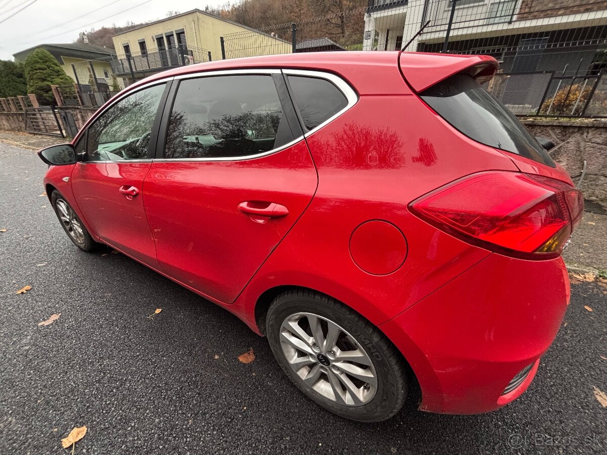 Predám KIA Ceed - 8