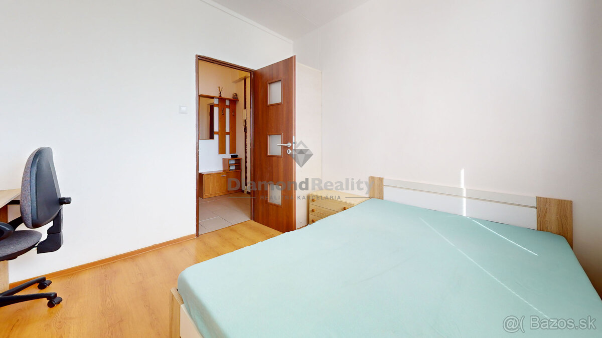 Na predaj 3 - izbový byt na Železníkoch, ulica Užhorodská, K - 8