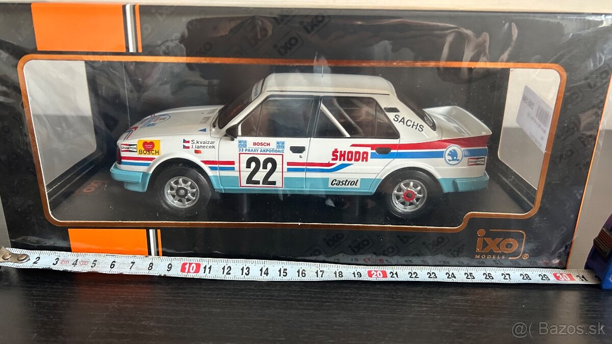 ŠKODA 130L/130LR/Felicia 1:18 IXO - 8