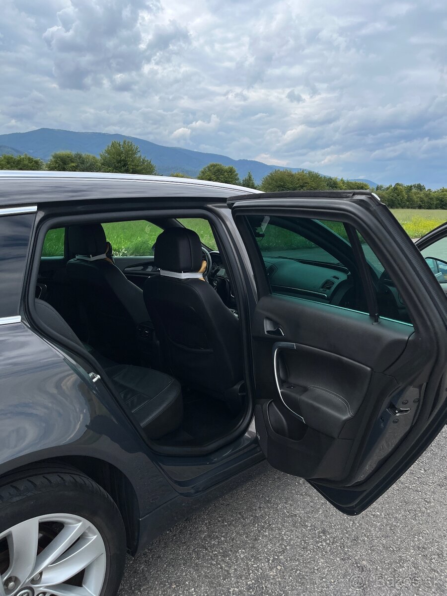 Opel Insignia 2.0 CDTI - 8