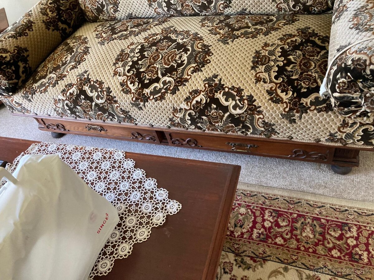 Starožitný nábytok - 8