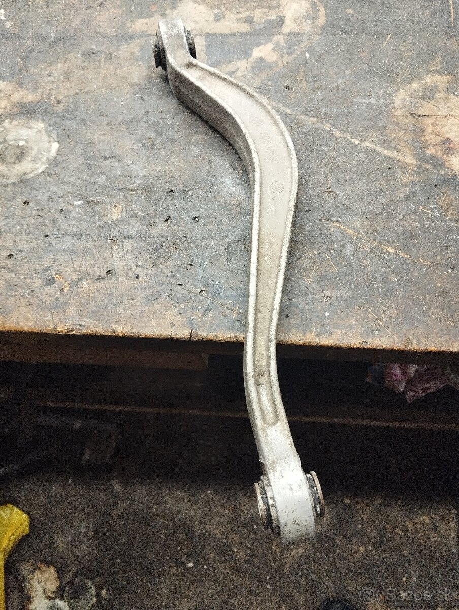 Nahradne diely Lancia Thesis - 8