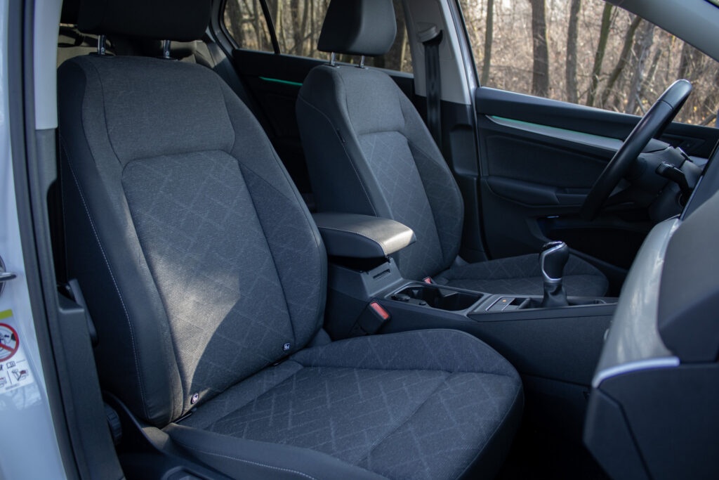 Volkswagen Golf 2.0 TDI 85kW - 8