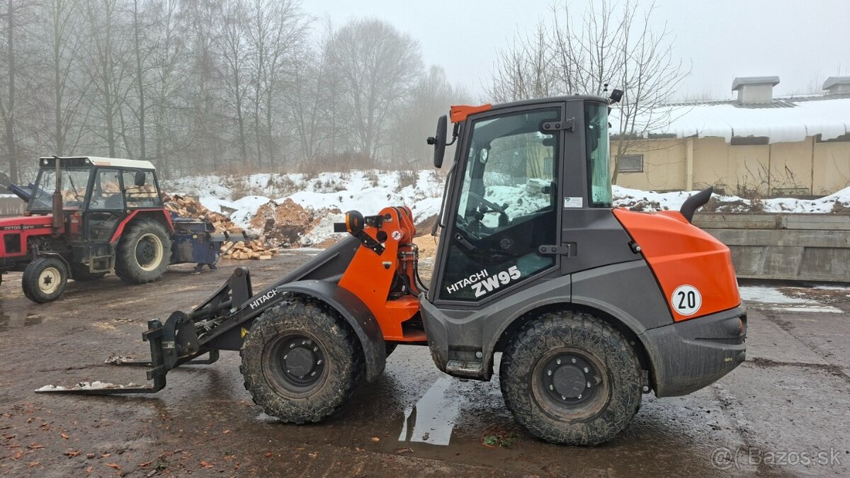 HITACHI ZW95-6C 4X4 - 8