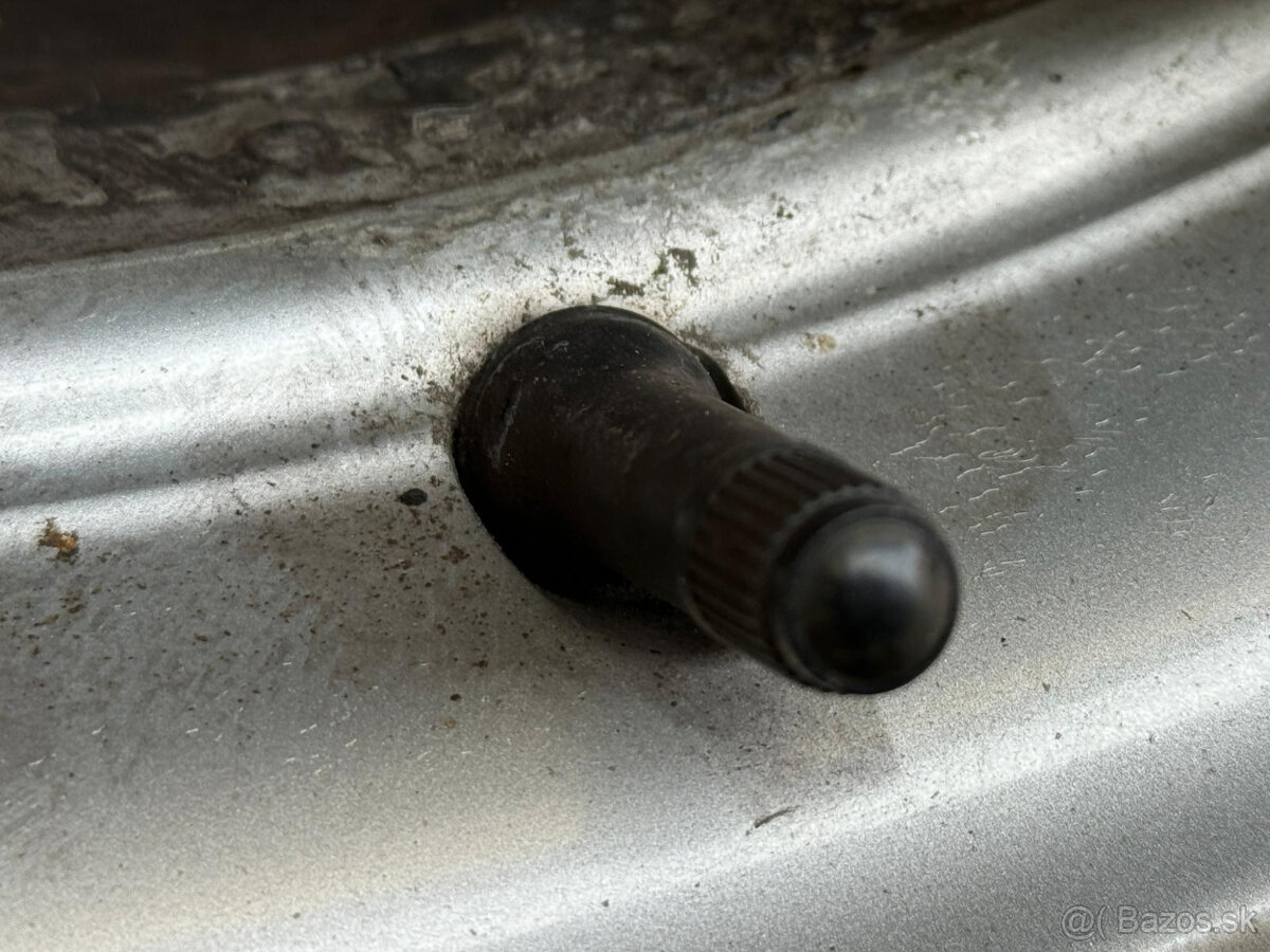 MERCEDES - AMG ELEKTRÓNY - 8