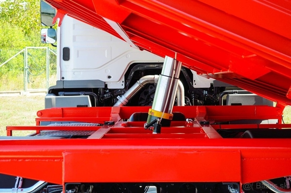 MERCEDES AXOR 1824 TROJSTRANNÝ S3 SKLÁPAČ / VYKLÁPAČ EURO-4 - 8