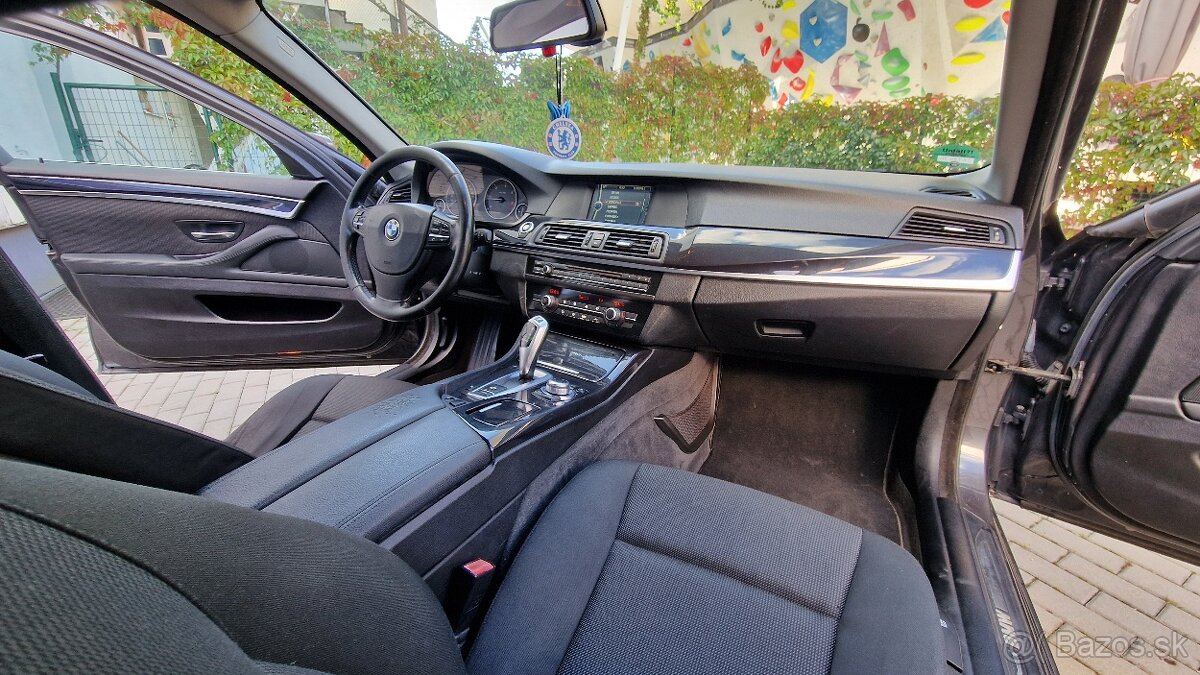 BMW F10 520d m-packet - 8