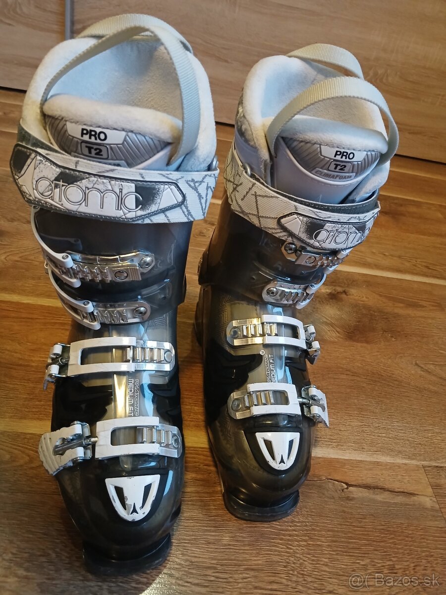 Lyžiarky ATOMIC - 8