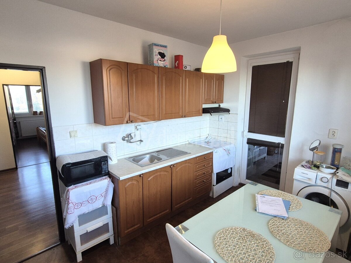 Priestranný 3-izbový byt s garážou v bytovom dome, Ma… - 8