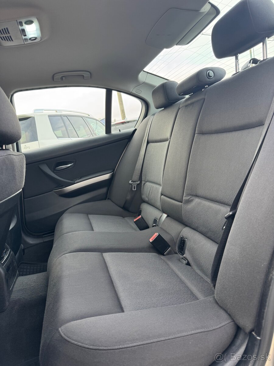 BMW Rad 3 320 d E90 - 8