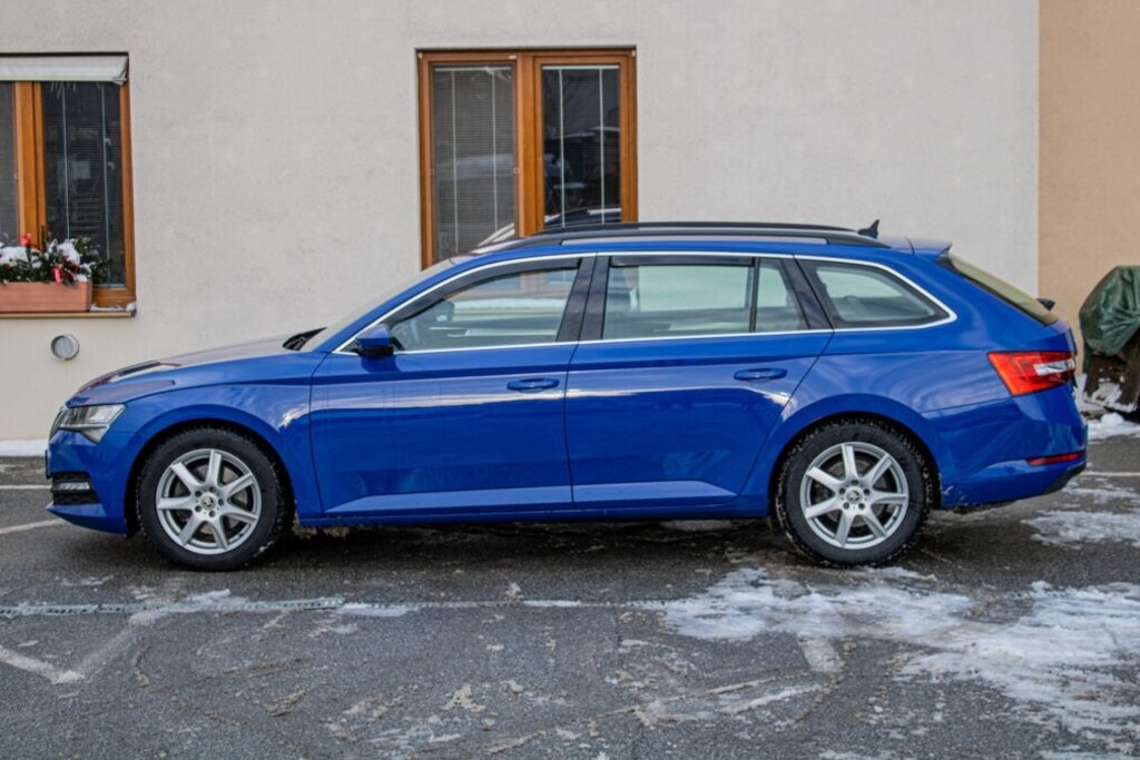 Škoda Superb Combi 2.0 TSI Ambition DSG - 8
