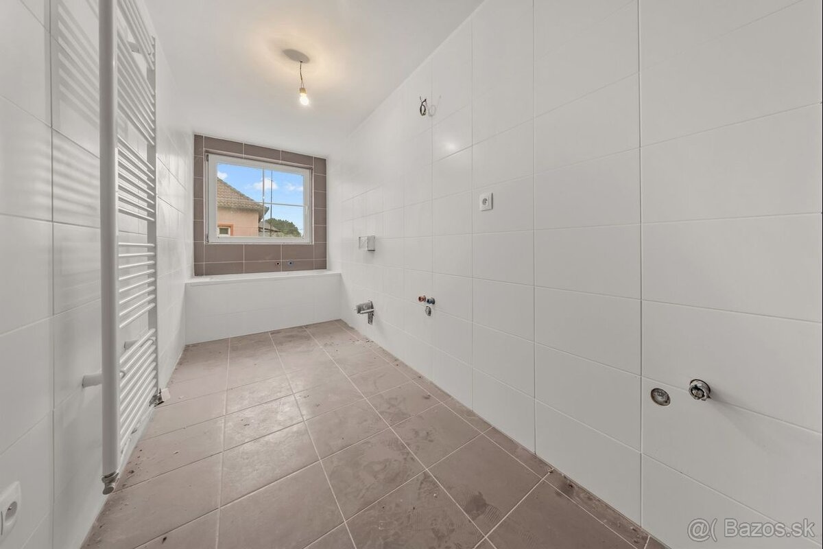 PLUS REALITY | Zrekonštruovaný šesťizbový RD na predaj - 8