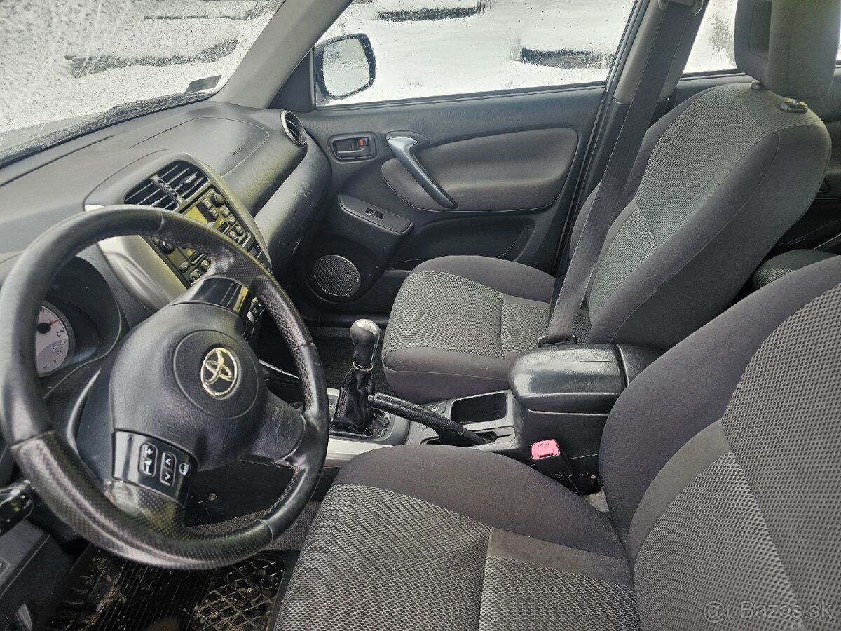 Toyota RAV 4 2.0 D-4D 4x4 Nová STK - 8