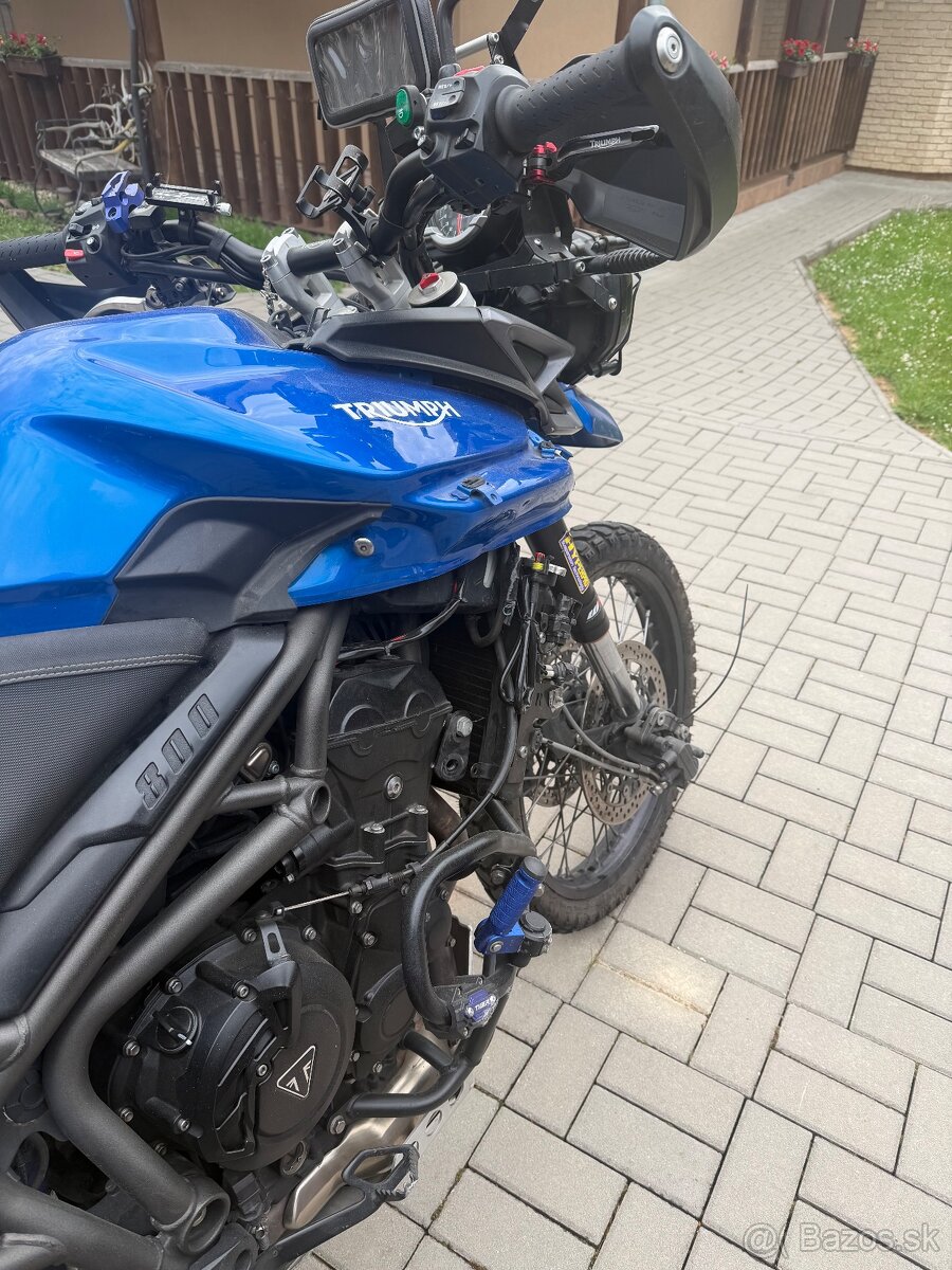 Triumph Tiger 800XCx - 8