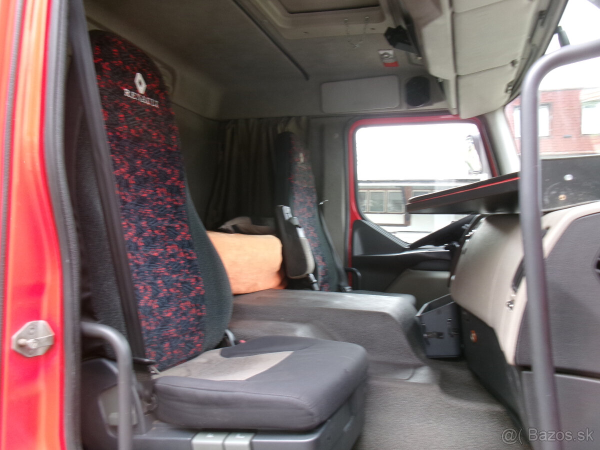 RENAULT PREMIUM 26.430 DXI MRAZÁK 6X2 - 8