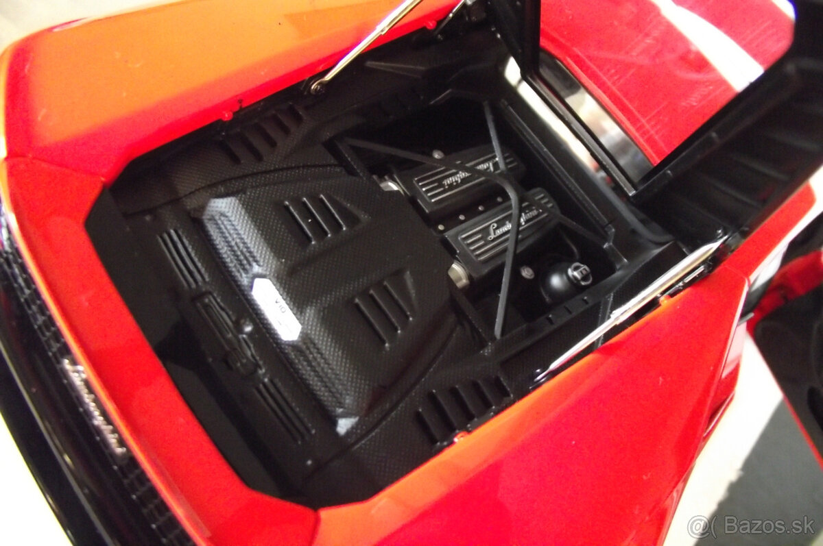 1:18 Lamborghini Huracán - 8