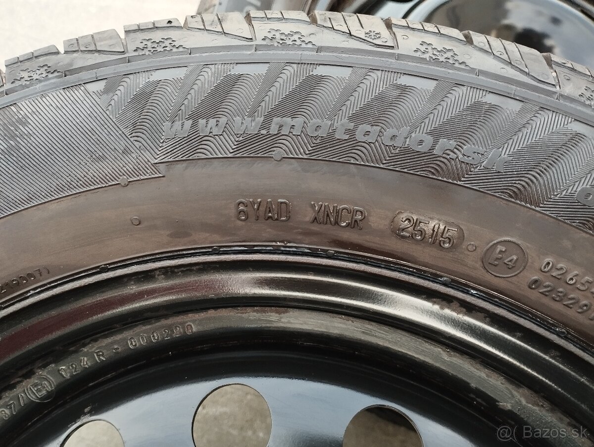 Predám sadu zimných pneu na diskoch 185/65 R15 T - 8