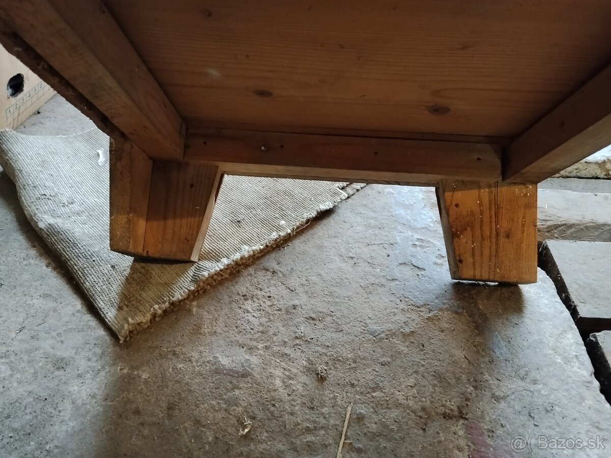 stará rustikálna skriňa - 8