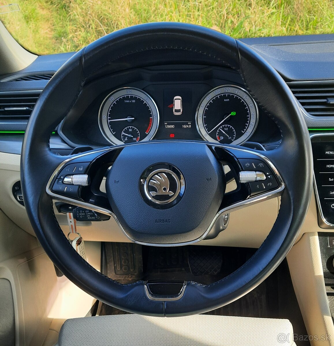 Predám Škoda Superb Combi 2.0 TDI SCR Live DSG - 8