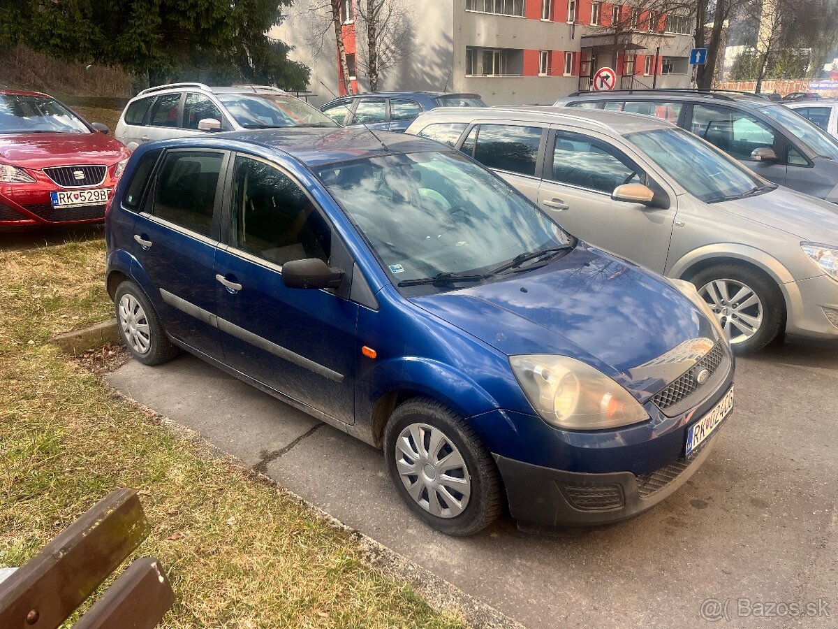 Ford fiesta - 8
