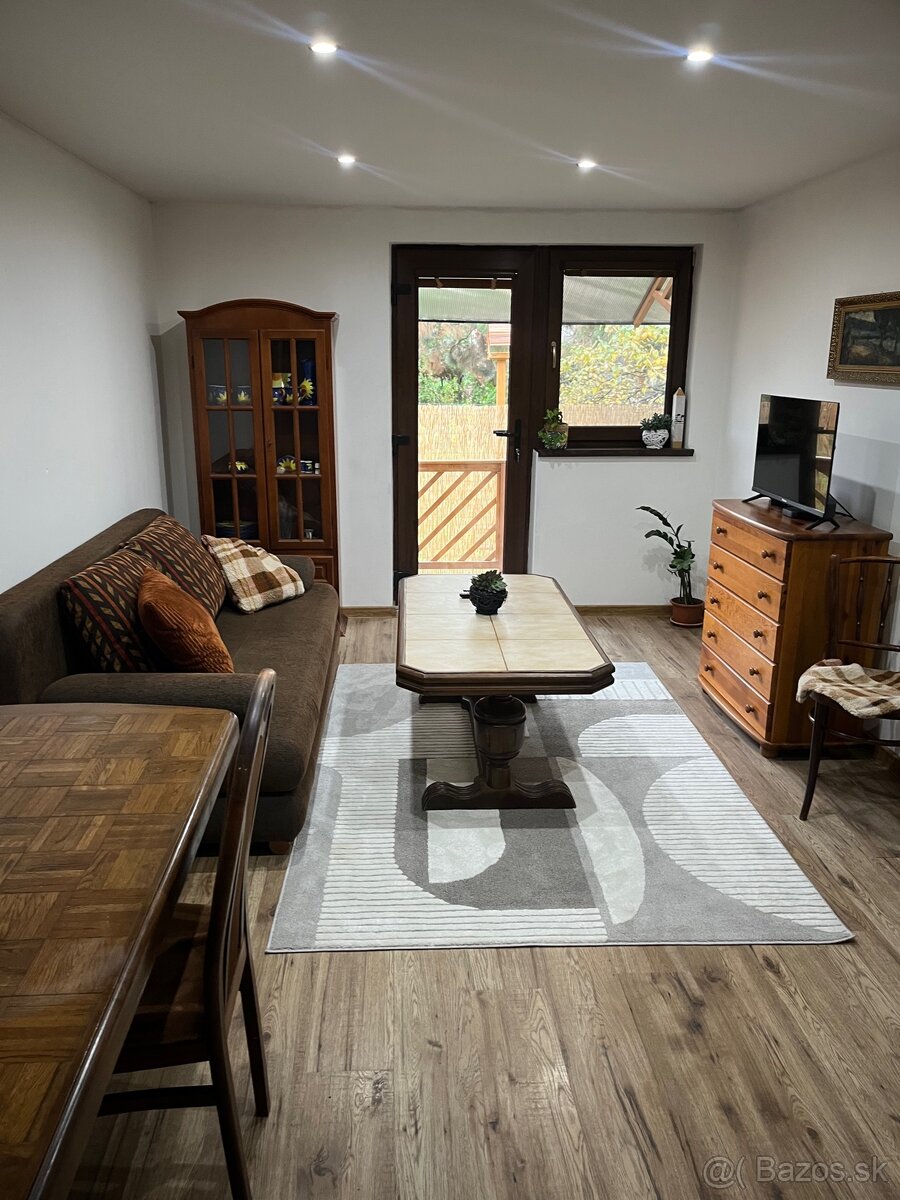 prenájom 2izb. bytu - 8